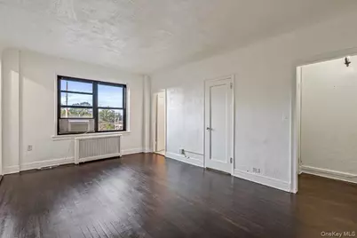 141 Woodmere Boulevard #3C, Woodmere, NY 11598 - Photo 5
