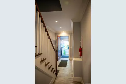 26 Pratt Street, New Rochelle, NY 10801 - Photo 3