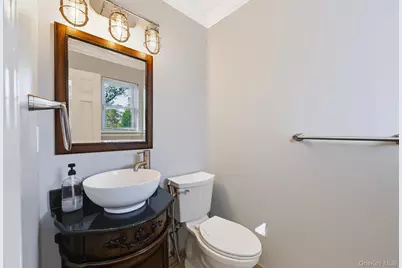 8 Brandon, Commack, NY 11725 - Photo 23