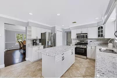 8 Brandon, Commack, NY 11725 - Photo 19