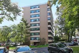 10-34 166th St, Whitestone, NY 11357 - Photo 5