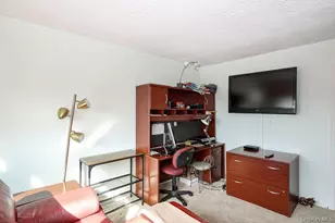 10-34 166th St, Whitestone, NY 11357 - Photo 23