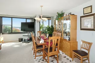 10-34 166th St, Whitestone, NY 11357 - Photo 13