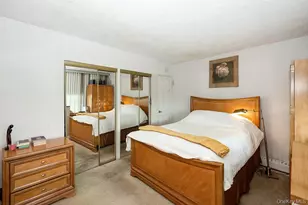 10-34 166th St, Whitestone, NY 11357 - Photo 21