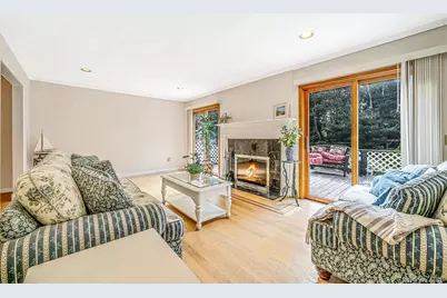 156 Jamaica Avenue, Medford, NY 11763 - Photo 9