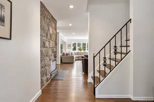 12 Sheep Pasture Ln, Huntington, NY 11743 - Photo 3