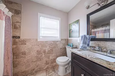 231 W Woodside Avenue, Patchogue, NY 11772 - Photo 5