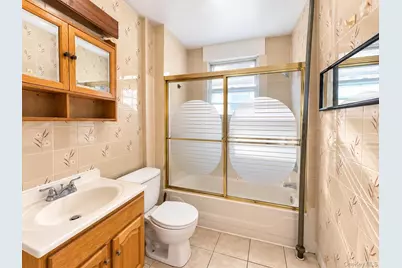 95-11 42nd Avenue, Elmhurst, NY 11373 - Photo 7