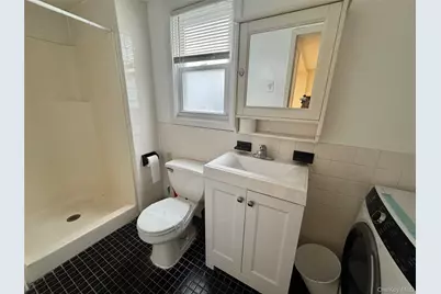 11 Lee Court #A, Great Neck, NY 11024 - Photo 5