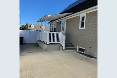 882 Leeds Court, North Bellmore, NY 11710 - Photo 13