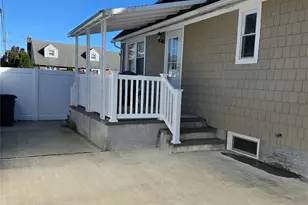 882 Leeds Ct, North Bellmore, NY 11710 - Photo 13