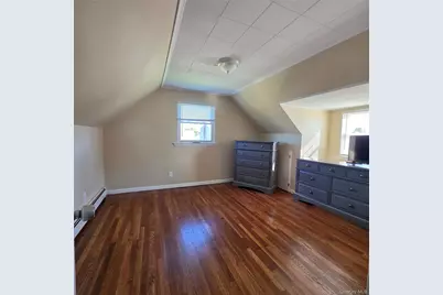 882 Leeds Court, North Bellmore, NY 11710 - Photo 7
