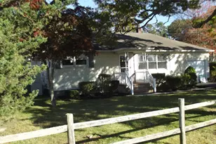 57 Richmond Ave, Patchogue, NY 11772 - Photo 3