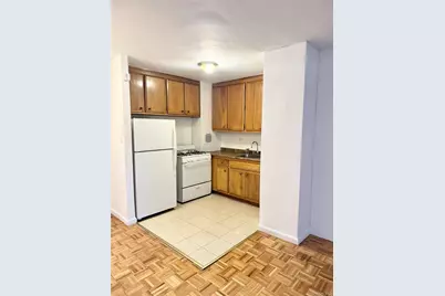 85-15 Main Street #5L, Briarwood, NY 11435 - Photo 1