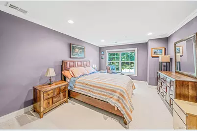 138 Maya Circle, Central Islip, NY 11722 - Photo 15