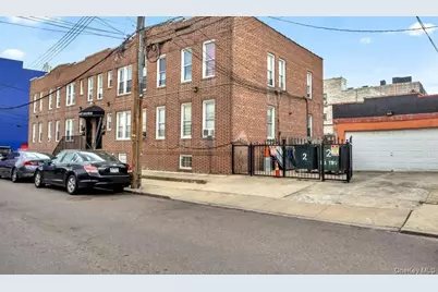 95-03 Cresskill Place, Jamaica, NY 11435 - Photo 3