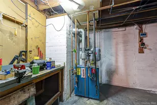 5 Floyd St, North Babylon, NY 11703 - Photo 19