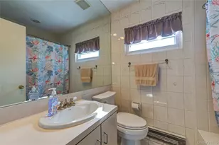 5 Floyd St, North Babylon, NY 11703 - Photo 15