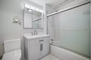 535 W 52nd St, New York, NY 10019 - Photo 7