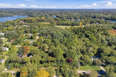 17 Brander Parkway, Shelter Island, NY 11964 - Photo 3