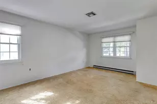 9 Revere Dr, Sayville, NY 11782 - Photo 17