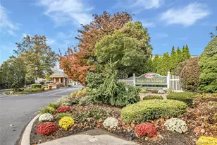 9 Revere Dr, Sayville, NY 11782 - Photo 25