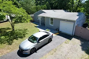 142 Palmer St, Brentwood, NY 11717 - Photo 21