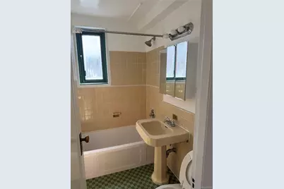 1514 Metropolitan Avenue #6E, Bronx, NY 10462 - Photo 3