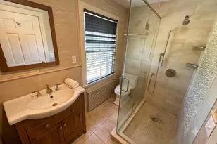 187 Hewlett Neck Rd, Woodmere, NY 11598 - Photo 15