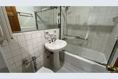 390 Rugby Rd #L1, Brooklyn, NY 11226 - Photo 9