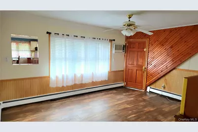 [Address not provided], Levittown, NY 11756 - Photo 5