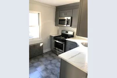 318 Linden Street, Bellmore, NY 11710 - Photo 5