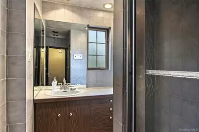 69-38 Fleet Street, Forest Hills, NY 11375 - Photo 25
