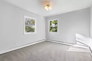 10 Sunset Dr, Centereach, NY 11720 - Photo 17