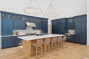 28 Old Meeting House Rd, Quogue, NY 11959 - Photo 9