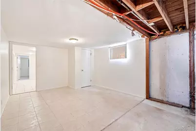 10 Francisco Avenue, Central Islip, NY 11722 - Photo 27