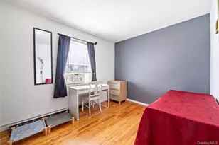 10 Francisco Ave, Central Islip, NY 11722 - Photo 19