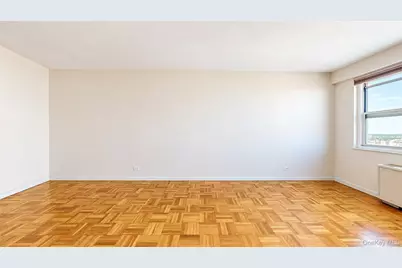 66-36 Yellowstone Boulevard #A20, Forest Hills, NY 11375 - Photo 13