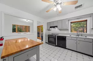 127 Croton Ave, Cortlandt Manor, NY 10567 - Photo 11