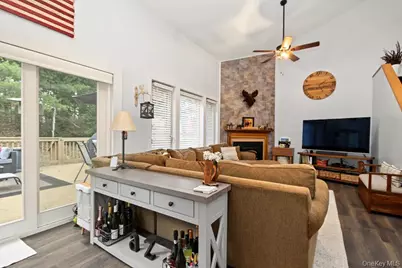 20 Lakeview Court, Rock Hill, NY 12775 - Photo 17