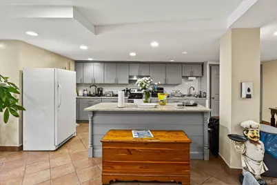 1874 Pelham Parkway S #2R, Bronx, NY 10461 - Photo 23