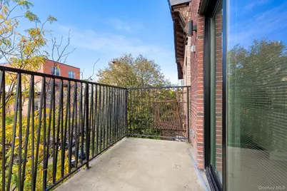 207 Lee Avenue, Brooklyn, NY 11206 - Photo 15