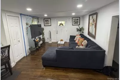 104 Lexington Avenue, Central Islip, NY 11722 - Photo 5