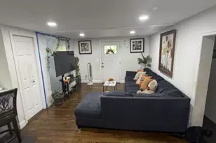 104 Lexington Ave, Central Islip, NY 11722 - Photo 5