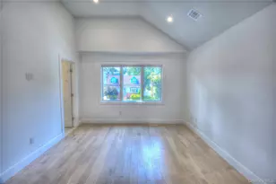 56 Kirkwood Road Rd, Port Washington, NY 11050 - Photo 25