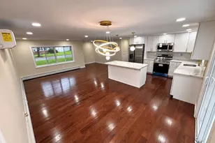 9 Balsam Dr, Medford, NY 11763 - Photo 7