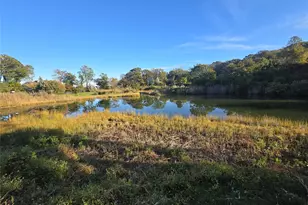 5 Kew Ct, Northport, NY 11768 - Photo 3