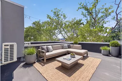 8613 124th Street, Richmond Hill, NY 11418 - Photo 9