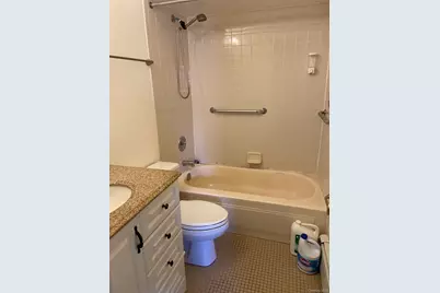 68-01 242nd Street #29E, Douglaston, NY 11362 - Photo 7