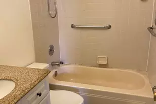 68-01 242nd St, Douglaston, NY 11362 - Photo 7
